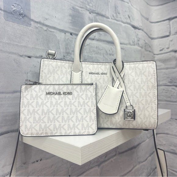 Michael Kors Scarlett XS EW Crossbody Bag & Wallet Opric White - Picture 1 of 8